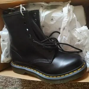 Dr. Martens 1460W サイズ37 1460 Smooth Leather Lace Up Boots in Black | Dr. Martens